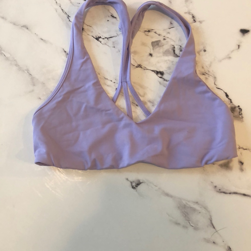 Lavender Lululemon sports bra
